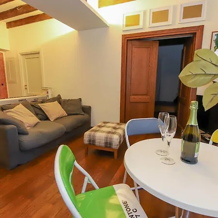 Apartment Hintown Spianata Castelletto Genoa
