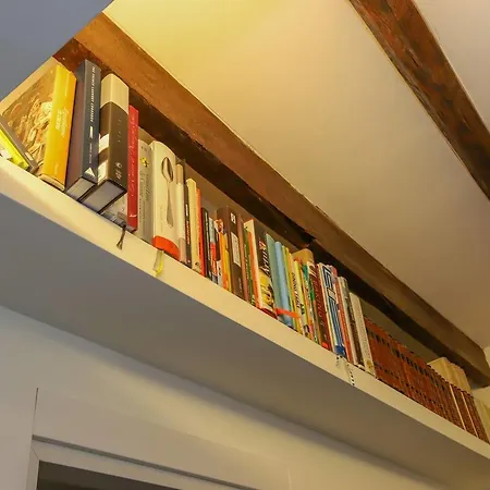 Hintown Spianata Castelletto Apartment Genoa