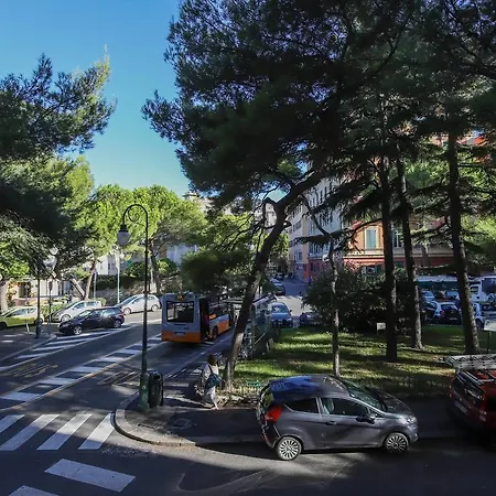 Hintown Spianata Castelletto Apartment